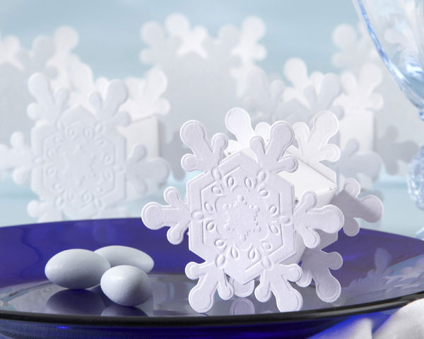 Photo Credits winter centerpieces snowflake favor Posted in Reception 